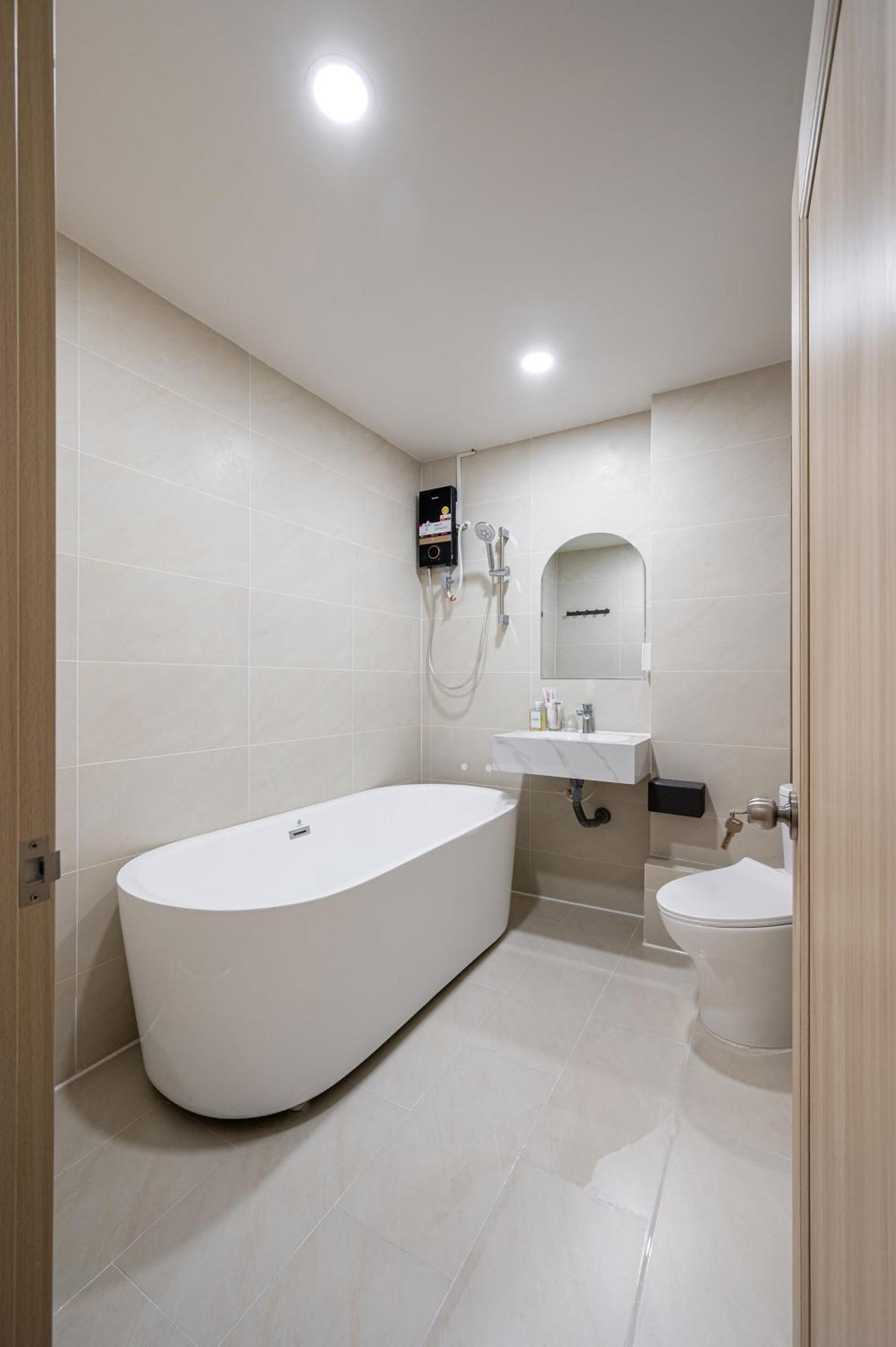 By Cr Concept In Center * Ho Chi Minh City