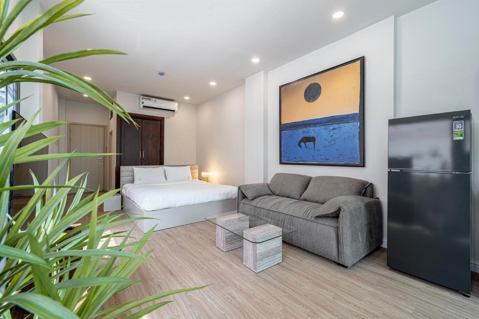 By Cr Concept In Center Aparthotel